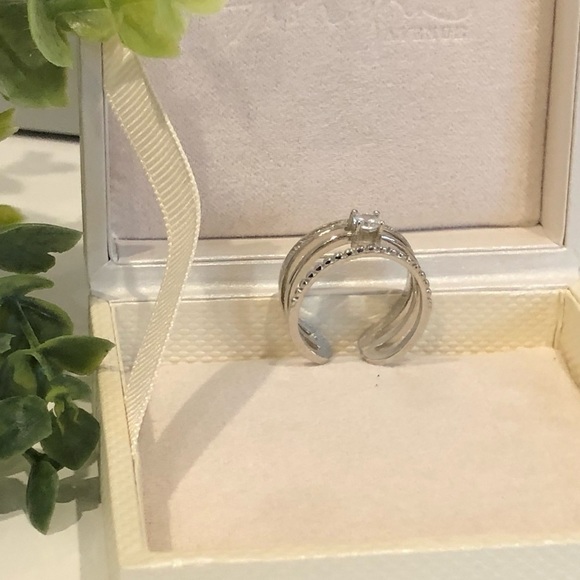 Ashlynn Avenue Aurora White Gold Trio Wrap Ring - Picture 2 of 8